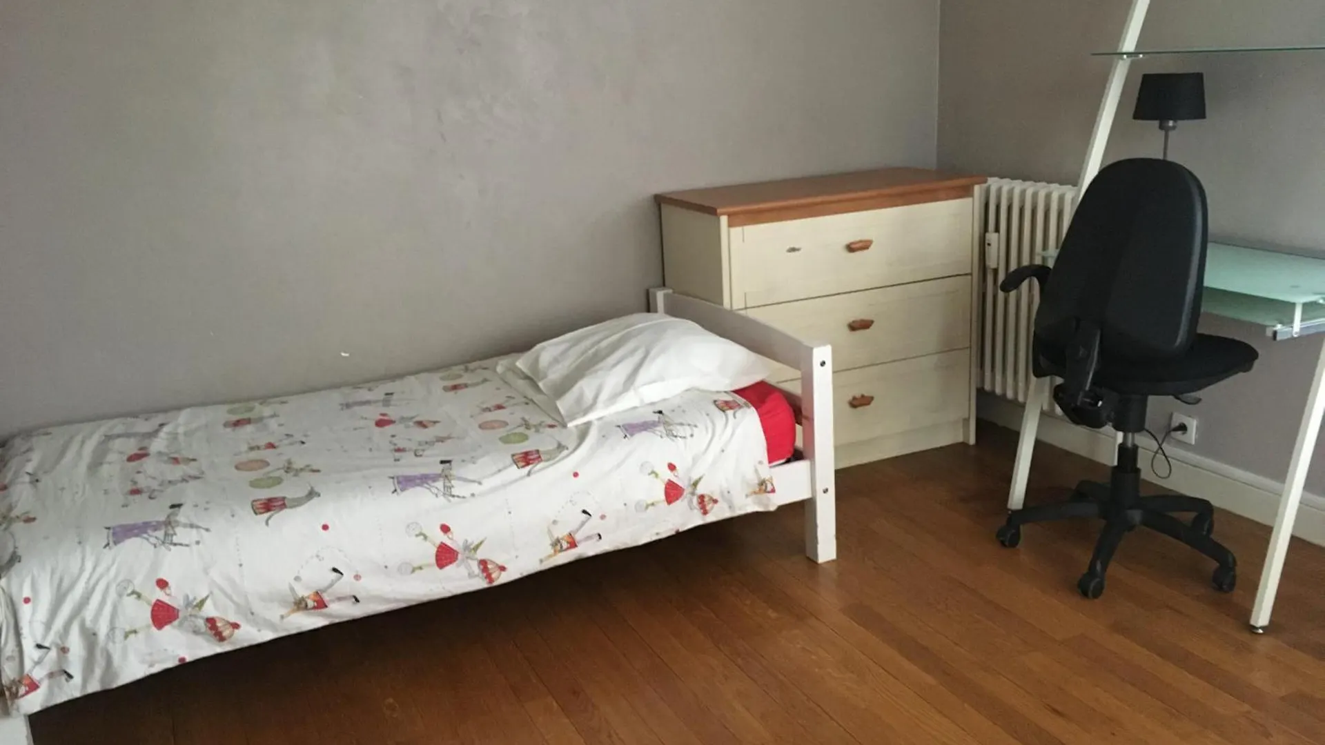 T3 88M2 26 Rue Claude Genin 38100 Grenoble Apartment 0*,  France